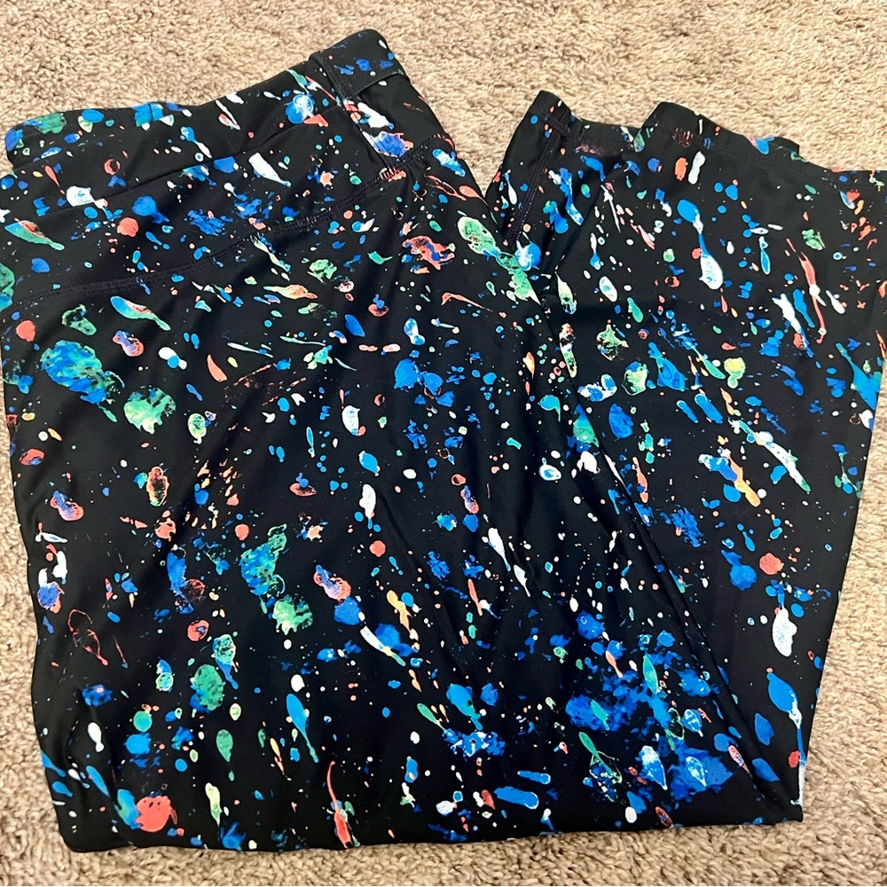 Fabletics Cropped Leggings - paint splatter - plus size 1X